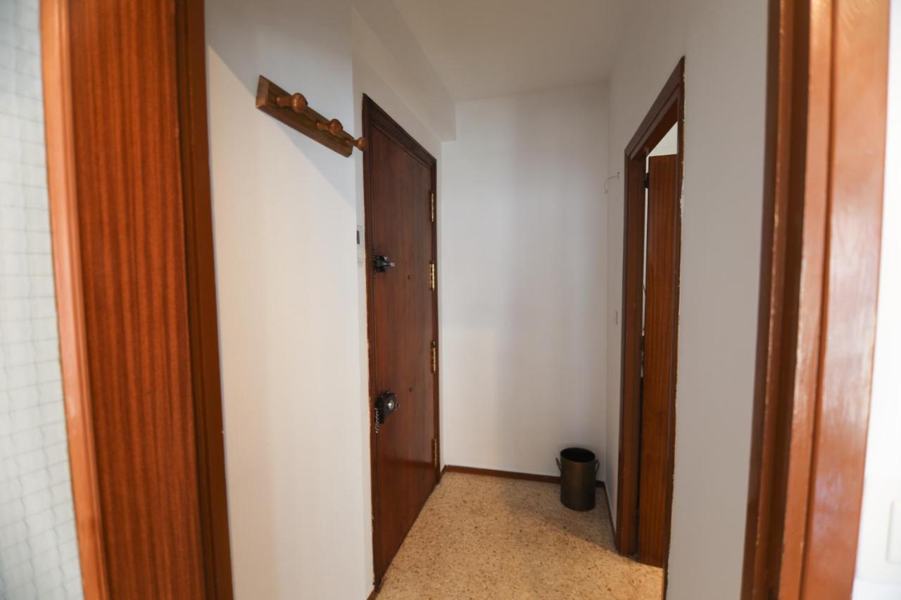 Rentalsevilla Apartamento Luminoso Con 3 Dormitorios Exterior photo